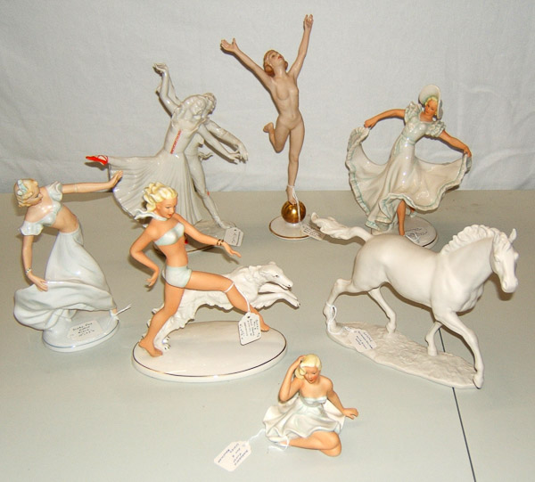 G012 2964 Porcelain Figurines