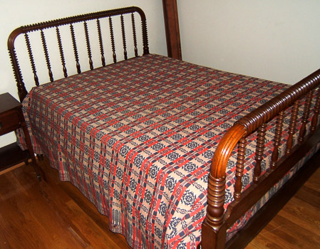 0034 7678 Jenny Lind bed & coverlet
