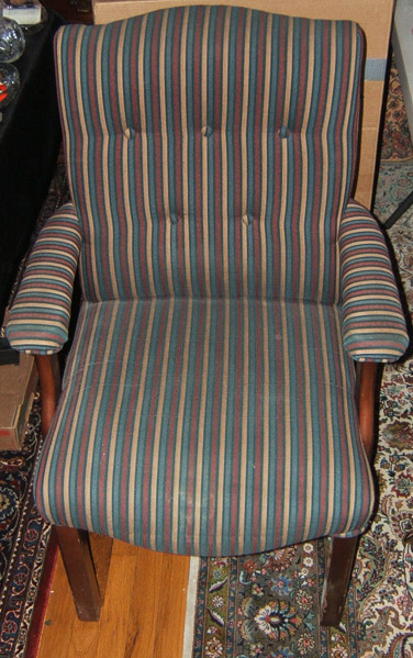 015 4034 Designer uph armchair