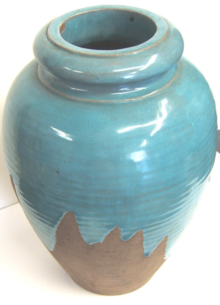 035 3965 Rookwood Pottery 26in Garden Vase